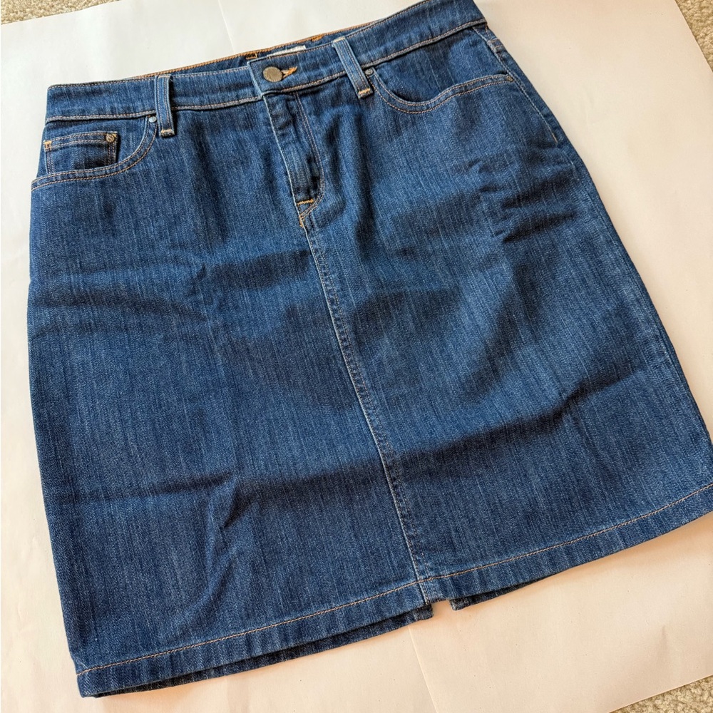 L.L. Bean Classic Blue Denim Mini Skirt - Like New!